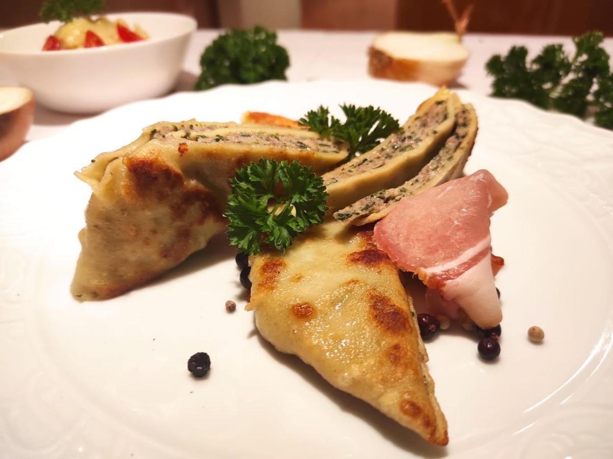 Gasthaus Linde Ingelfingen Ngoại thất bức ảnh